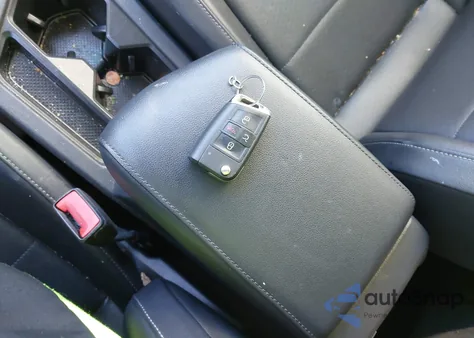 2019 Volkswagen Tiguan 2.0T Se/2.0T Sel/2.0T Sel R-Line/2.0T Sel R-Line Black из США, поврежденный, VIN 3VV3B7AX2KM044966